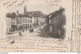 D22- 11) CASTELNAUDARY - LA RUE RIQUET   - (PETITE ANIMATION - OBLITERATION DE 1902  - 2 SCANS) - Castelnaudary