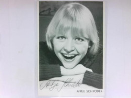 Signierte Autogrammkarte Von Schröder, Antje - Unclassified