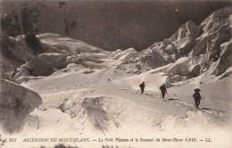 FRANCE - Ascension Du Mont Blanc - Le Petit Plateau Et Le Sommet Du Mont Blanc - LL - Animé - Carte Postale Ancienne - Chamonix-Mont-Blanc