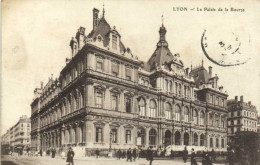 LYON  Le Palais De La Bourse Animée RV  Cachet 85e R A Des CHAUFFEURS  D'ARTILLERIE  Camp De Sathonay - Lyon 2