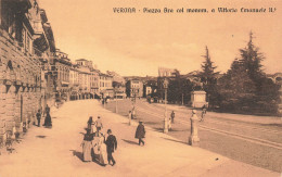 ITALIE - Verona - Piazza Bra Col Monum. A Vittorio Emanuele Ll - Carte Postale Ancienne - Verona