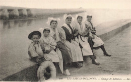 FRANCE - Les Sables D'Olonne - Groupe De Sablaises - LL - Animé - Carte Postale Ancienne - Sables D'Olonne