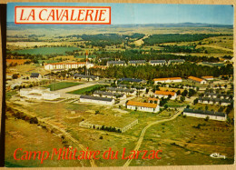 CARTE LA CAVALERIE - 12 - LE CAMP MILITAIRE DU LARZAC - SCANS RECTO VERSO - La Cavalerie