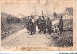 AJCP3-0268- MILITARIA - GUERRE 1914-1915 - DANS L'EST - NOS PROUPIERS SUR LE FRONT - Guerra 1939-45