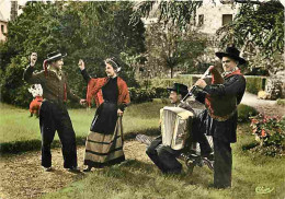 Folklore - Danses - Auvergne - La Bourrée - Voir Scans Recto Verso - Danses