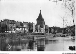 AJIP3-33-0289 - LIBOURNE - Gironde - La Tour Au Bord De L'isle - Libourne