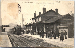 78 HOUILLES - La Gare Et La Passerelle, Arrivee D'un Train - - Houilles