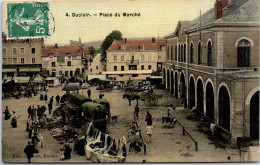 76 DUCLAIR - La Place Du Marche  - Duclair