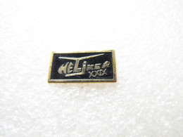 PIN'S       HÉLICOPTÈRE  HELIKER XXIX - Airplanes