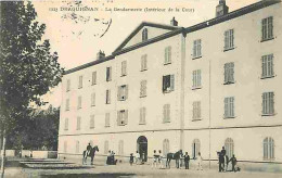 83 - Draguignan - La Gendarmerie (Intérieur De La Cour) - Animée - Chevaux - Correspondance - Oblitération Ronde De 1906 - Draguignan