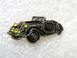 RARE   PIN'S    TRIUMPH  DOLOMITE  ROADSTER  1937 - Sonstige & Ohne Zuordnung