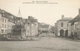 D4983 Laroche Guyon Place De La Mairie - La Roche Guyon