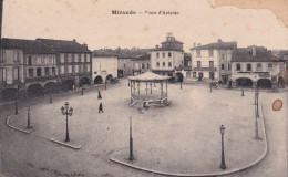 E15-32) MIRANDE (GERS) PLACE  D ' ASTARAC  - KIOSQUE A MUSIQUE -  (  2 SCANS ) - Mirande