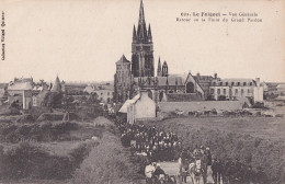  S21-29) LE FOLGOET (FINISTERE) - VUE GENERALE - RETOUR DE LA FOIRE DU GRAND PARDON - ( 2 SCANS ) - Le Folgoët