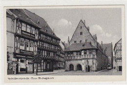 39041801 - Halberstadt. Partie Am Rathaus Mit Magdeburgische Zeitung Und Halberstaedter Verkehrsbuero Ungelaufen  Sehr  - Halberstadt