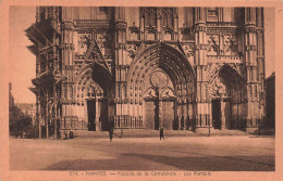 FRANCE - Nantes - Façade De La Cathédrale - Les Portraits - Animé - Carte Postale Ancienne - Nantes
