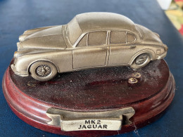 EXEMPLAIRE NEUF !!! La  MK2 JAGUAR Est Une Voiture De Sport Des Années 1950 Produite Par La Marque Suivant La MK1  La Ja - Collectors & Unusuals - All Brands