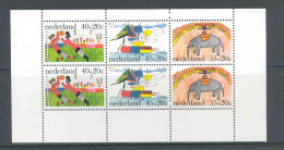 Netherlands 1976 Children Stamps Circus, Soccer Yv BF 15 MNH ** - Andere & Zonder Classificatie