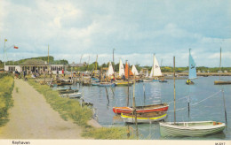 Postcard Keyhaven Nr Milford On Sea Hampshire [ Sailing Interest ] My Ref B14922 - Sonstige & Ohne Zuordnung