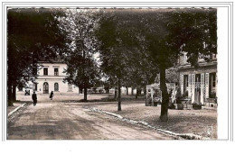 28.BONNEVAL.AVENUE DE LA GARE.CPSM - Bonneval