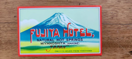 Japan Miyanoshita Fujiya Hotel Label Etiquette Valise - Etiquettes D'hotels