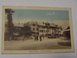 SAVOIE-UGINE-LA PLACE DU MARCHE ANIMEE - Ugine