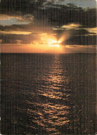 Coucher De Soleil - CPM - Voir Scans Recto-Verso - Controluce