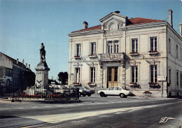 17 SAUJON  Mairie Hotel De Ville           (Scan R/V) N°   26   \OA1028 - Saujon