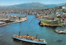 13 MARSEILLE  Arrivée D'un Paquebot      (Scan R/V) N°   27   \OA1035 - Joliette