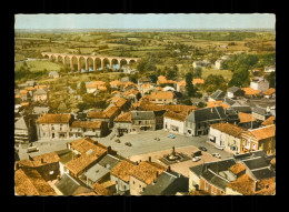 86 Vienne En Avion Au Dessus De L ' Isle Jourdain   Vue Aerienne Sofer ( Lapie ) Editeur ( Format 10,5cm X 15cm ) - L'Isle Jourdain