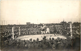 Boxkampf Mit Soldaten - Boxeo