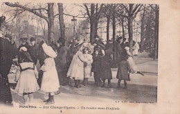 A16-75) PARIS VECU - AUX CHAMPS - ELYSEES - UN RENDEZ-VOUS D ' ENFANTS  - ( 2 SCANS ) - Konvolute, Lots, Sammlungen