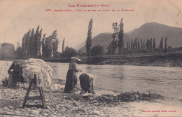 A13-31) BARBAZAN - LES LAVEUSES AU BORD DE LA GARONNE - EN 1922 - ( 2 SCANS )  - Barbazan