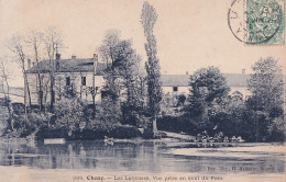 A18-89) CHENY - LES LAVEUSES - VUE PRISE EN AVAL DU PONT - ANIMEE - LAVANDIERES  - Cheny