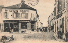 Rebais * 1906 * Rue Margouiller * Café Du Commerce & Horlkogerie REBOULET * Commerces Magasins Villageois - Rebais