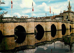 16 - Confolens - Le Pont Vieux - CPM - Carte Neuve - Voir Scans Recto-Verso - Confolens