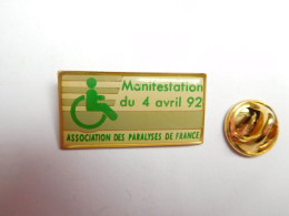 Beau Pin's , Médical , Association Des Paralysés De France , Handicap - Geneeskunde