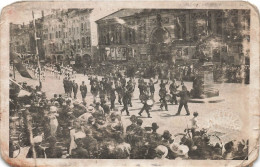 EVENEMENTS - Défilé - Fanfare - Foule - Carte Postale Ancienne - Sonstige & Ohne Zuordnung