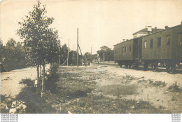 CARTE PHOTO APPROCHE DE GARE ET WAGONS - A Identifier