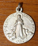 Médaille Religieuse Pendentif "Sainte Germaine Cousin" - Religious Medal - Religión & Esoterismo