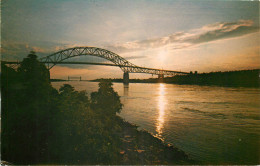 ETATS UNIS USA SUNSET OVER BOURNE BRIDGE  MASSACHUSETTS - Autres & Non Classés