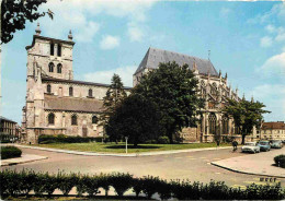Automobiles - Beauvais - Eglise Saint-Etienne - CPM - Voir Scans Recto-Verso - PKW