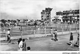 AJKP8-0845 - SPORT - MERS-LES-BAINS - LES TENNIS ET LE CASINO  - Tennis