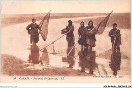 AJKP6-0610 - PECHE - CALAIS - PECHEURS DE CREVETTES  - Fishing