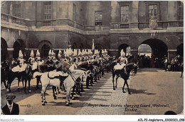 AJLP2-ANGLETERRE-0134 - Royal Horse Guards Changing Guard - Whithall - London - Whitehall