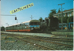 Piemonte Torino Rivarolo Canavese Stazione Ferroviaria Veduta Treno Littorina In Sosta Al Binario - Stations With Trains