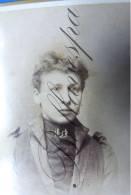 C.D.V Carte De Visite Atelier Studio Portret  J.H.VAN DER LAAG Wageningen - Ancianas (antes De 1900)