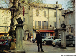 CAR-AANP8-83 CPSM-0677 - CARCES - La Place De La Mairie - 15x10cm - Carces