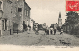 Fontaine Couverte * Rue Principale Du Village * Villageois - Autres & Non Classés