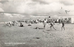 PAYS BAS - Oostkapelle - Strandgenoegens  - Animé - Plage - Carte Postale - Andere & Zonder Classificatie